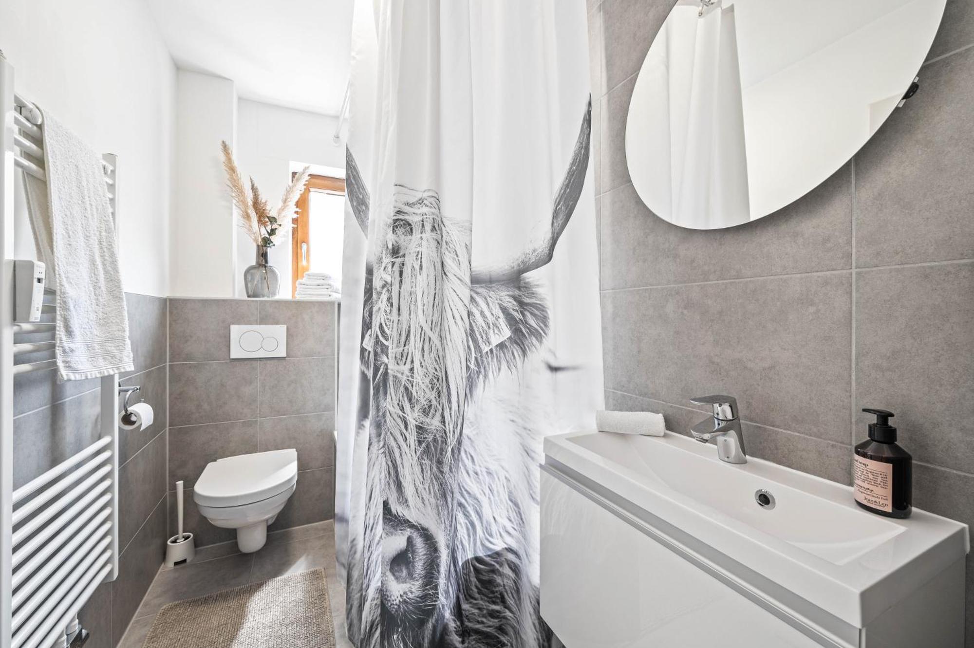 Ruhiges Und Zentrales Apartment In Huettenfeld لامبرتهايم المظهر الخارجي الصورة